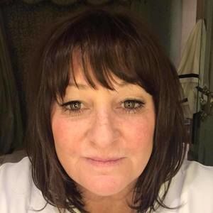 Meet your Posher, Rhonda